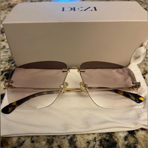 Dezi Sunglasses Gold/ G15 Gradient 2000’s